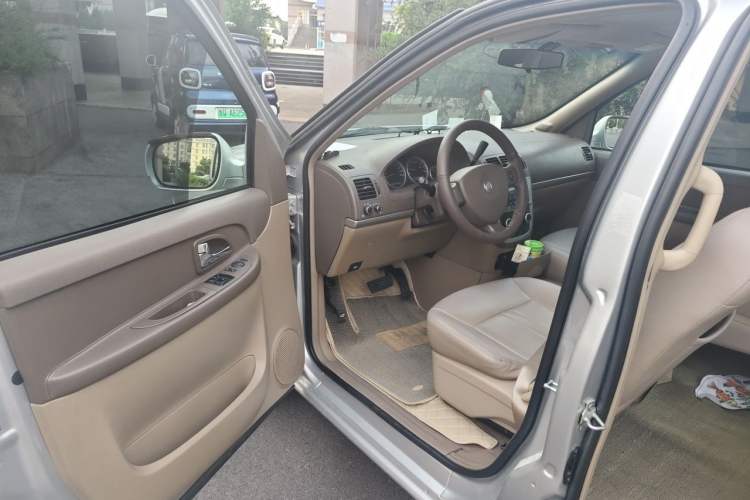 Used Buick GL8 2013 2.4L Comfort Edition Driver Seat