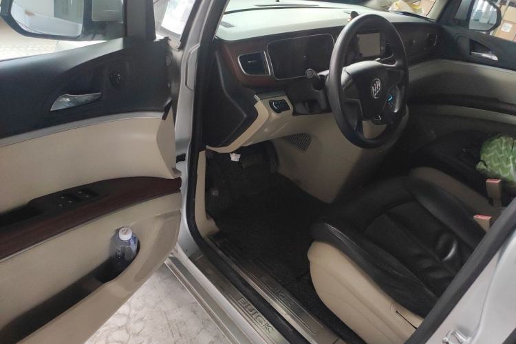 Used Buick GL8 2013 2.4L CT Luxury Business Comfort Edition Driver Seat