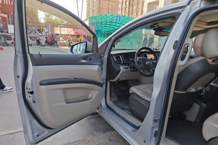Used Buick GL8 2013 3.0L GT Luxury Business Haoya Edition Driver Seat