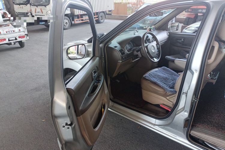 Used Buick GL8 2013 2.4L Comfort Edition Driver Seat