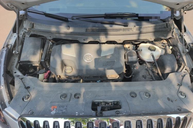 Used Buick GL8 2013 3.0L XT Luxury Business Flagship Edition Engine Bay