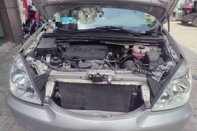 Used Buick GL8 2013 2.4L Classic Edition Engine Bay