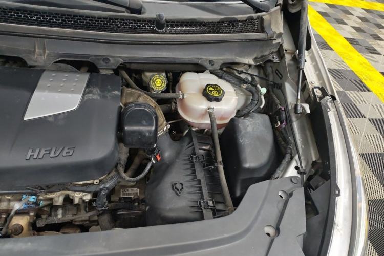 Used Buick GL8 2013 3.0L GT Luxury Business Haoya Edition Engine Bay Left