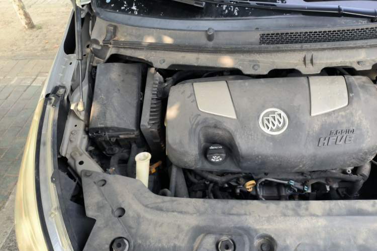Used Buick GL8 2013 3.0L GT Luxury Business Haoya Edition Engine Bay Right