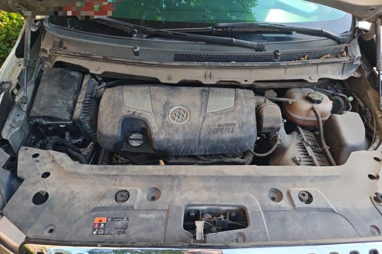 Used Buick GL8 2013 3.0L GT Luxury Business Haoya Edition Engine Bay