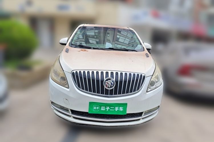 Used Buick GL8 2013 2.4L CT Luxury Business Comfort Edition Front