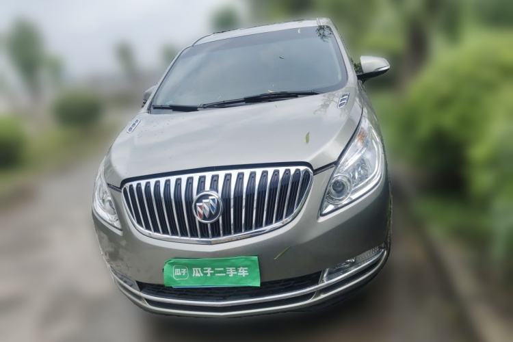 Used Buick GL8 2013 2.4L CT Luxury Business Comfort Edition Front