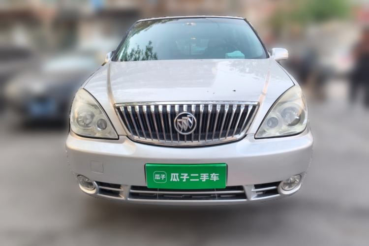 Used Buick GL8 2013 2.4L Classic Edition Front