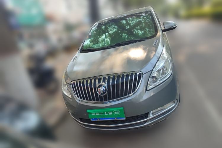 Used Buick GL8 2013 2.4L CT Luxury Business Comfort Edition Front
