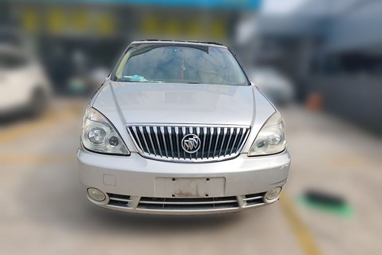 Used Buick GL8 2013 2.4L Comfort Edition Front