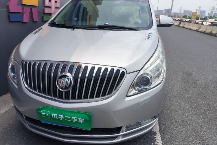 Used Buick GL8 2013 3.0L GT Luxury Business Haoya Edition Front