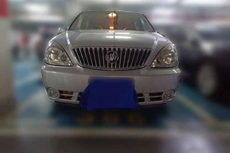 Used Buick GL8 2013 2.4L Classic Edition Front