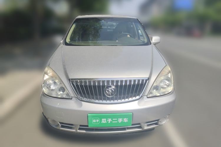 Used Buick GL8 2013 2.4L Comfort Edition Front