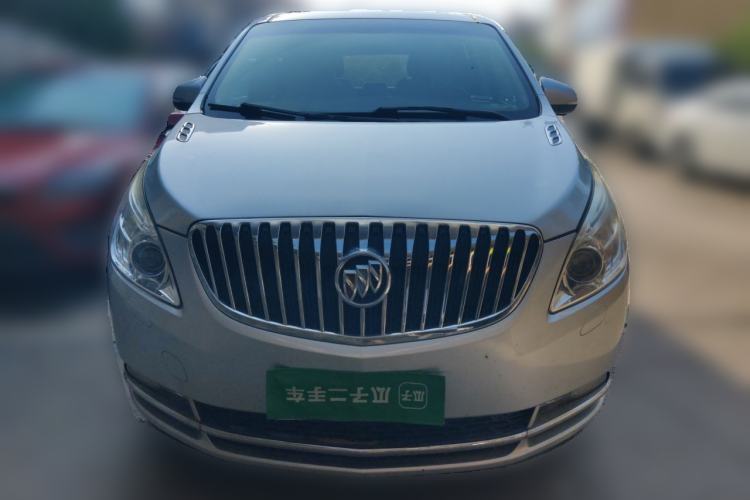 Used Buick GL8 2013 3.0L GT Luxury Business Haoya Edition Front