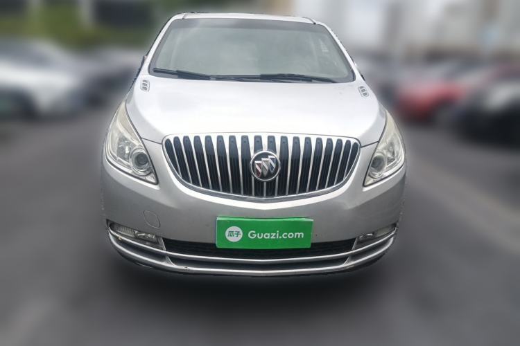 Used Buick GL8 2013 2.4L CT Luxury Business Comfort Edition Front