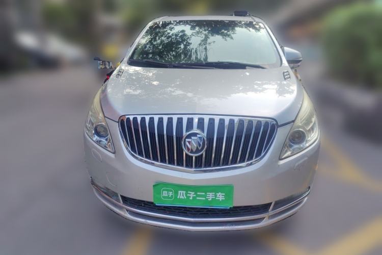 Used Buick GL8 2013 2.4L LT Luxury Business Executive Edition Front