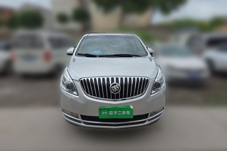 Used Buick GL8 2013 2.4L LT Luxury Business Executive Edition Front