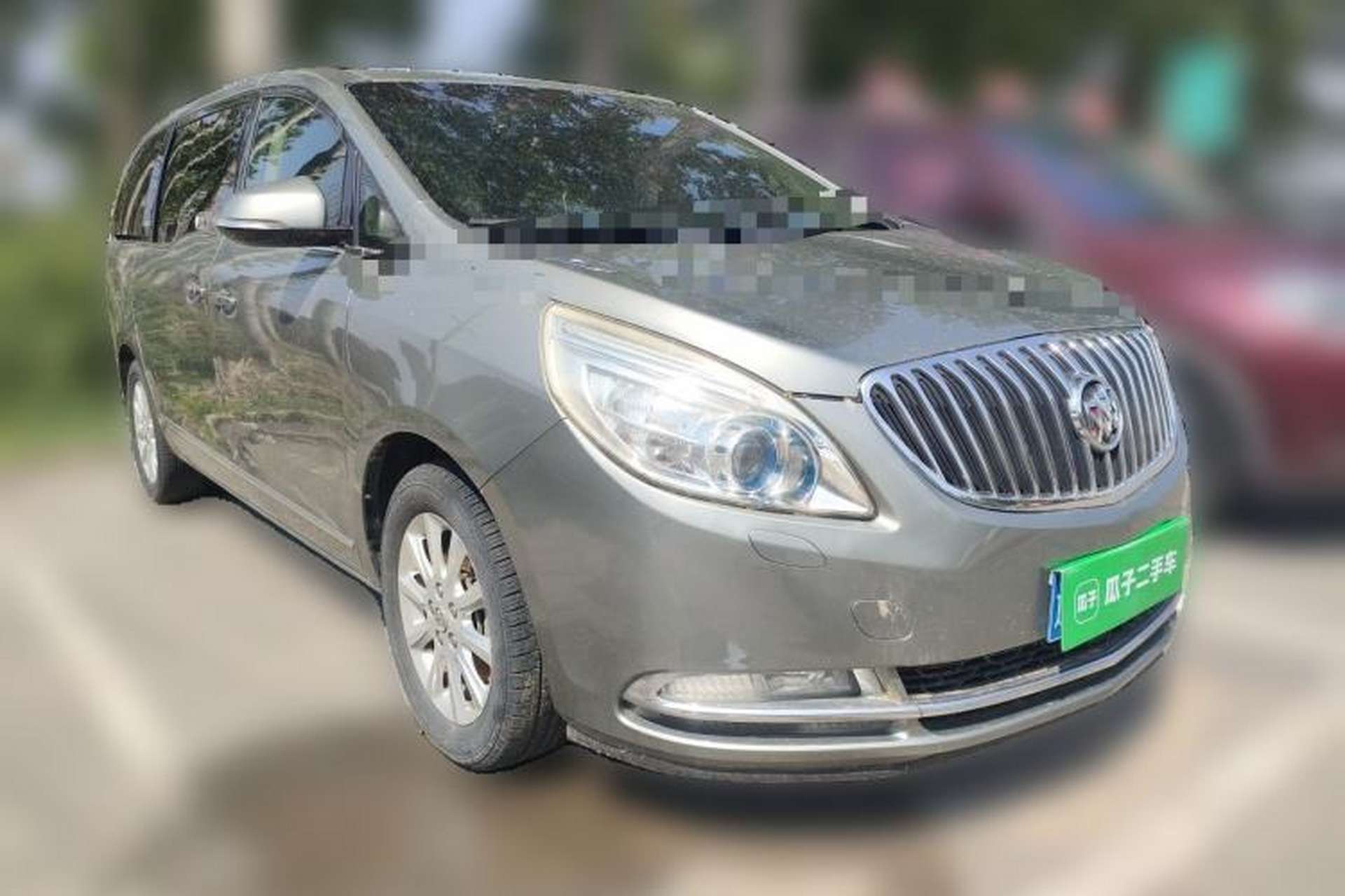 Used Buick GL8 2013 3.0L XT Luxury Business Flagship Edition Front Right 45 Deg
