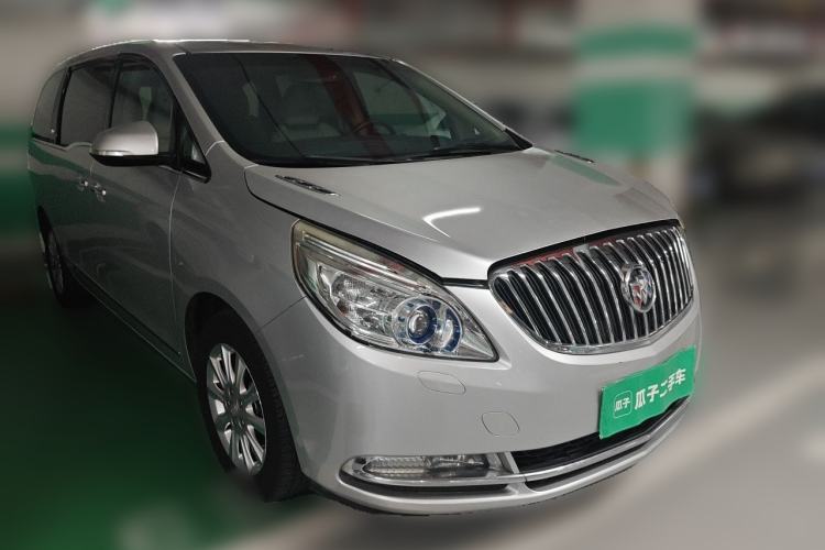 Used Buick GL8 2013 3.0L XT Luxury Business Flagship Edition Front Right 45 Deg