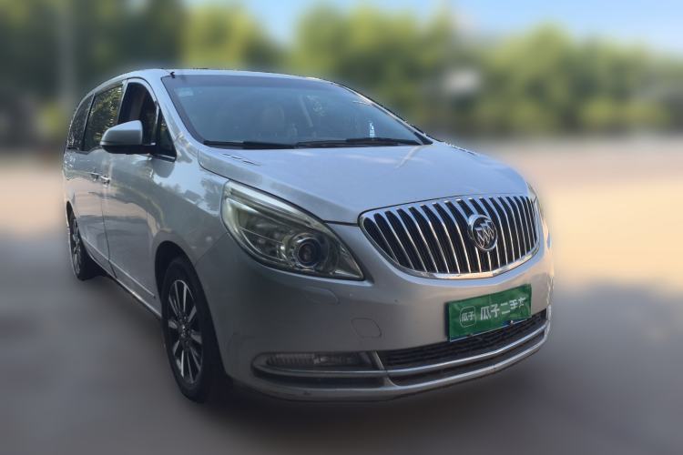 Used Buick GL8 2013 3.0L GT Luxury Business Haoya Edition Front Right 45 Deg