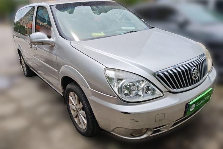 Used Buick GL8 2013 2.4L Classic Edition Front Right 45 Deg