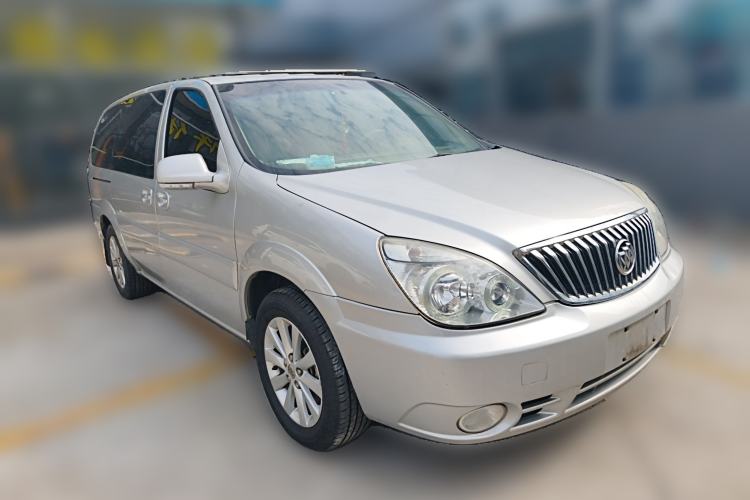 Used Buick GL8 2013 2.4L Comfort Edition Front Right 45 Deg