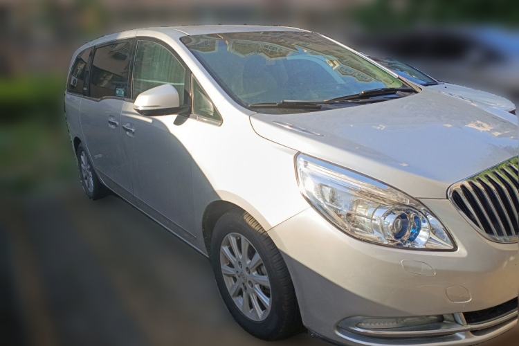 Used Buick GL8 2013 3.0L GT Luxury Business Haoya Edition Front Right 45 Deg
