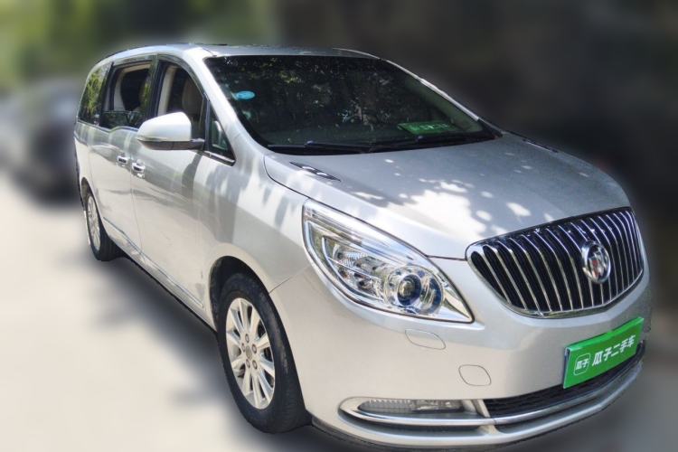 Used Buick GL8 2013 3.0L XT Luxury Business Flagship Edition Front Right 45 Deg