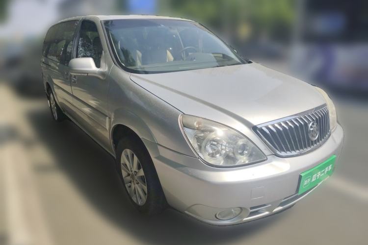 Used Buick GL8 2013 2.4L Comfort Edition Front Right 45 Deg