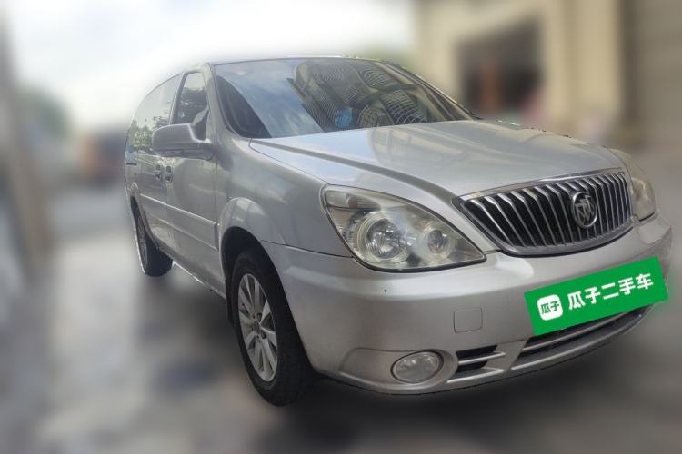 Used Buick GL8 2013 2.4L Executive Edition Front Right 45 Deg