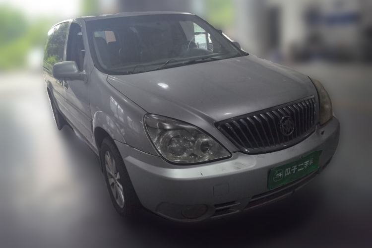 Used Buick GL8 2013 2.4L Comfort Edition Front Right 45 Deg