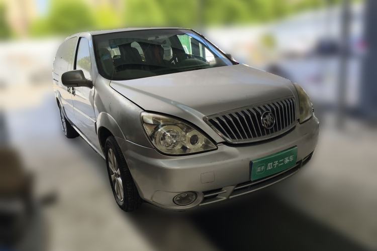 Used Buick GL8 2013 2.4L Comfort Edition Front Right 45 Deg