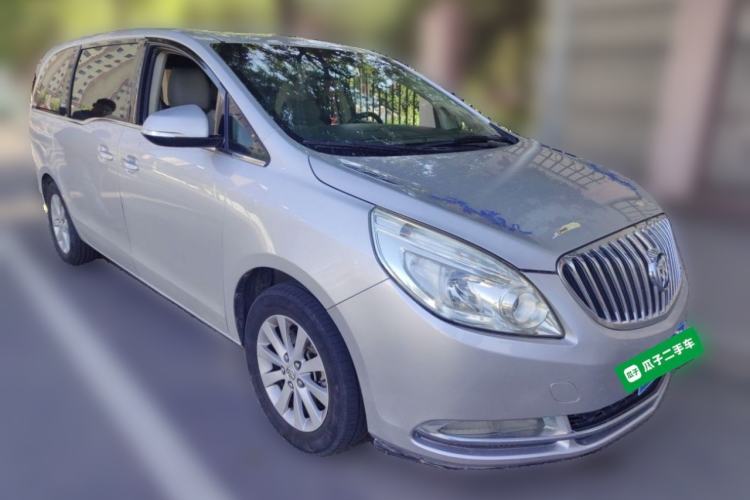 Used Buick GL8 2013 2.4L CT Luxury Business Comfort Edition Front Right 45 Deg