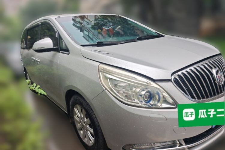 Used Buick GL8 2013 3.0L XT Luxury Business Flagship Edition Front Right 45 Deg