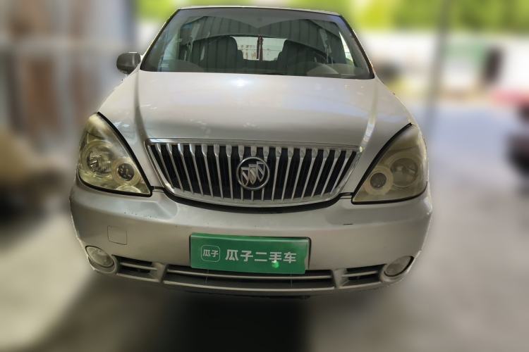 Used Buick GL8 2013 2.4L Comfort Edition Front