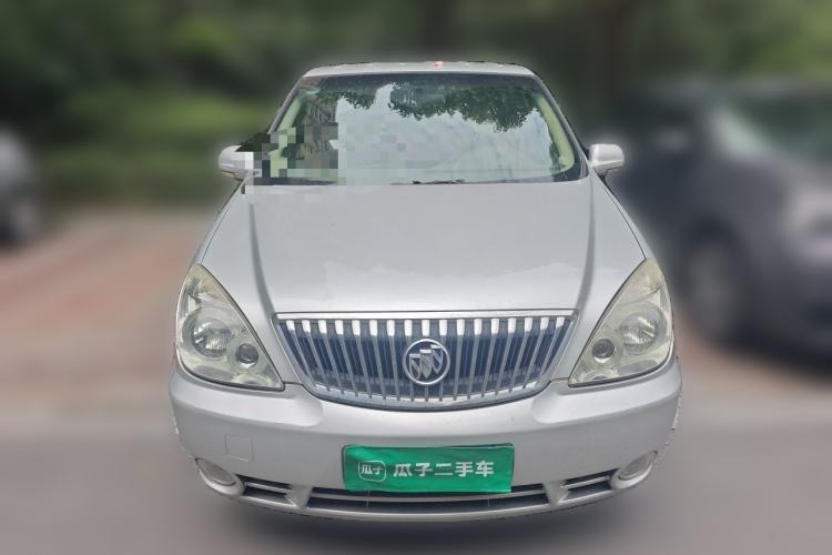 Used Buick GL8 2013 2.4L Classic Edition Front