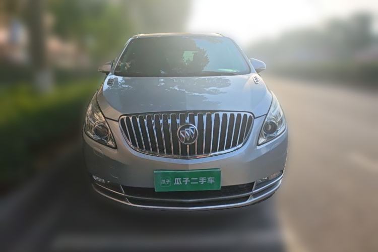 Used Buick GL8 2013 3.0L GT Luxury Business Haoya Edition Front