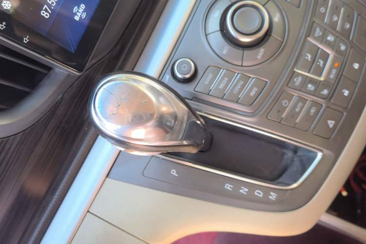 Used Buick GL8 2013 3.0L GT Luxury Business Haoya Edition Gear Lever