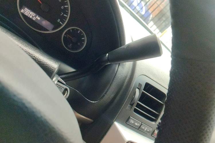 Used Buick GL8 2013 2.4L Executive Edition Gear Lever