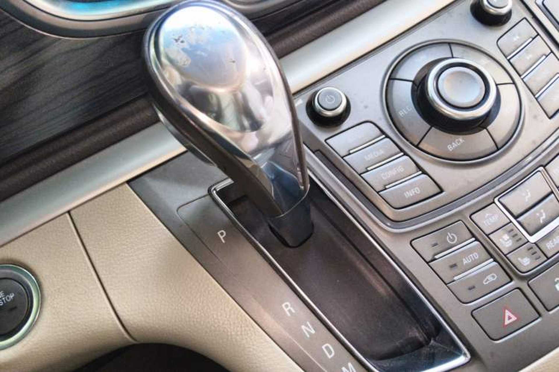 Used Buick GL8 2013 3.0L XT Luxury Business Flagship Edition Gear Lever