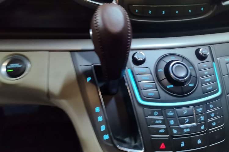 Used Buick GL8 2013 3.0L XT Luxury Business Flagship Edition Gear Lever