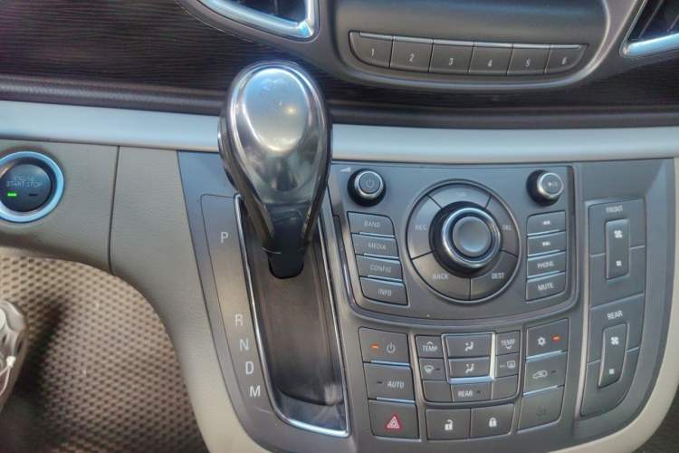 Used Buick GL8 2013 2.4L LT Luxury Business Executive Edition Gear Lever