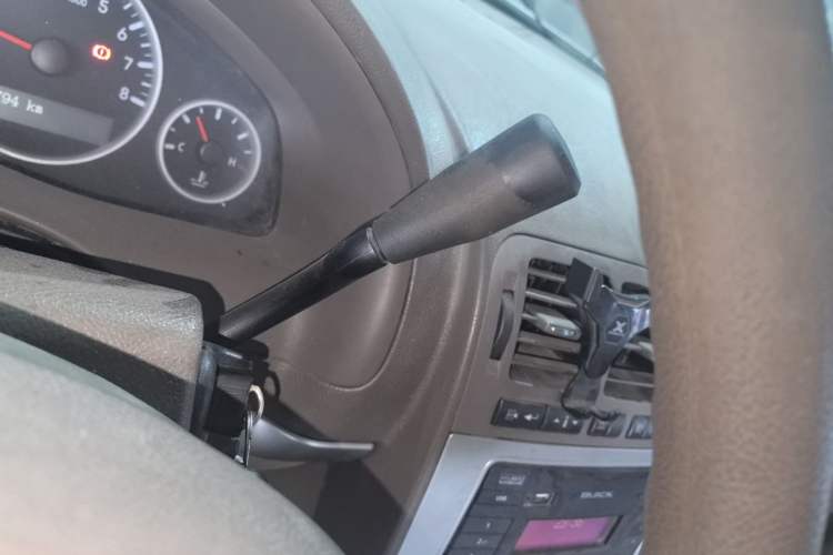 Used Buick GL8 2013 2.4L Comfort Edition Gear Lever