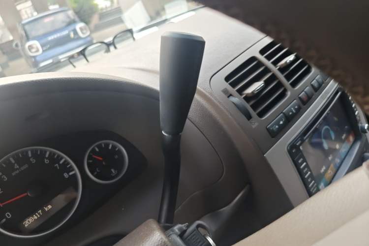 Used Buick GL8 2013 2.4L Comfort Edition Gear Lever