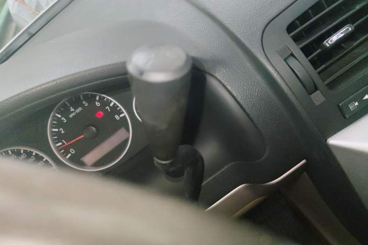 Used Buick GL8 2013 2.4L Executive Edition Gear Lever