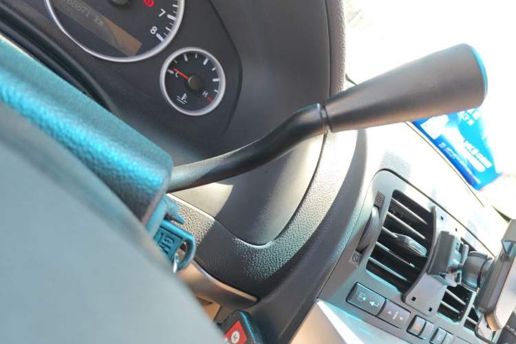 Used Buick GL8 2013 2.4L Executive Edition Gear Lever