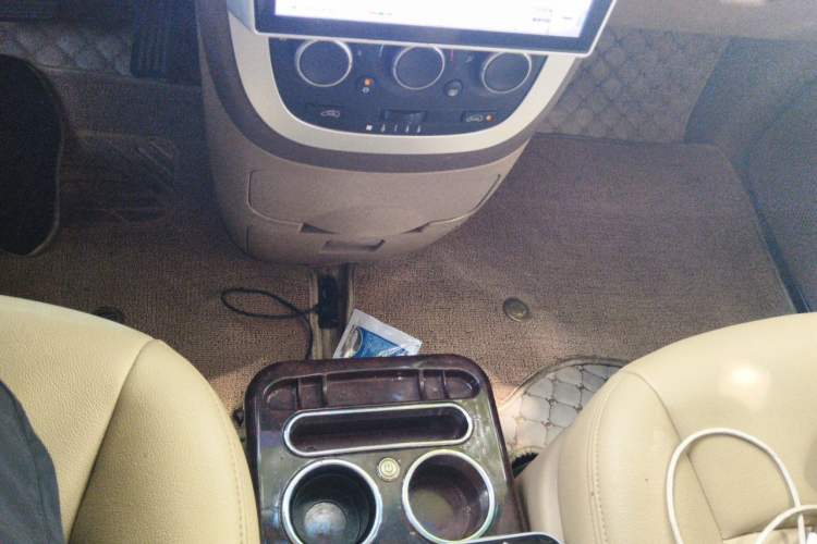 Used Buick GL8 2013 2.4L Classic Edition Gear Lever