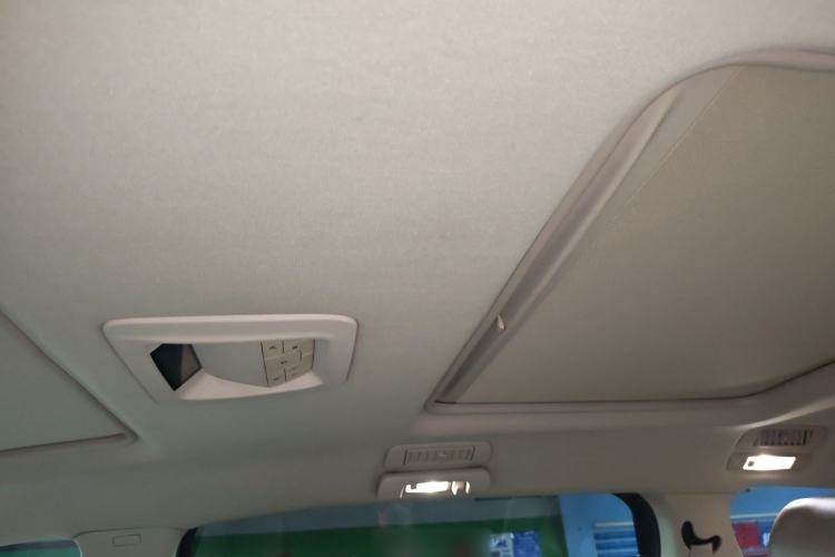Used Buick GL8 2013 3.0L GT Luxury Business Haoya Edition Headliner