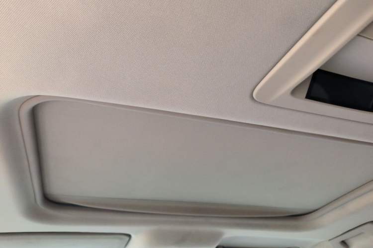 Used Buick GL8 2013 3.0L GT Luxury Business Haoya Edition Headliner