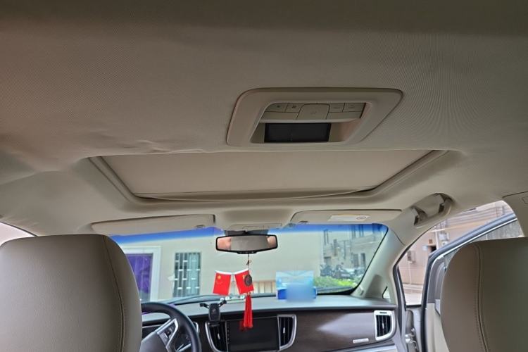 Used Buick GL8 2013 2.4L LT Luxury Business Executive Edition Headliner